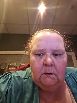 Hornybbw1978 online show from April 11, 2026, 7:02 am