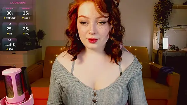 Snapshot of Sofy_Benson chatting on December 26, 2024, 12:27 pm Sofy Benson online show from December 26, 2024, 12:27 pm