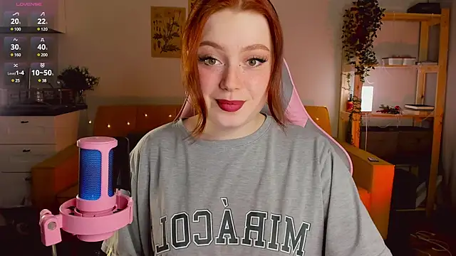 Snapshot of Sofy_Benson chatting on January 14, 2025, 6:38 pm Sofy Benson online show from January 14, 2025, 6:38 pm