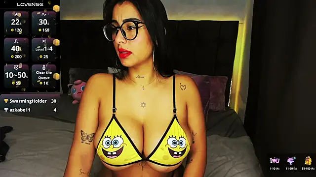 lovely violet13 online show from December 19, 2024, 12:45 pm