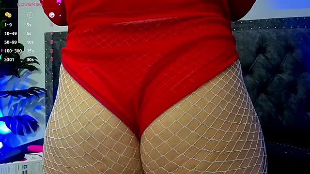 Snapshot of Dounia_nagi chatting on February 18, 2025, 4:59 pm Dounia nagi online show from February 18, 2025, 4:59 pm