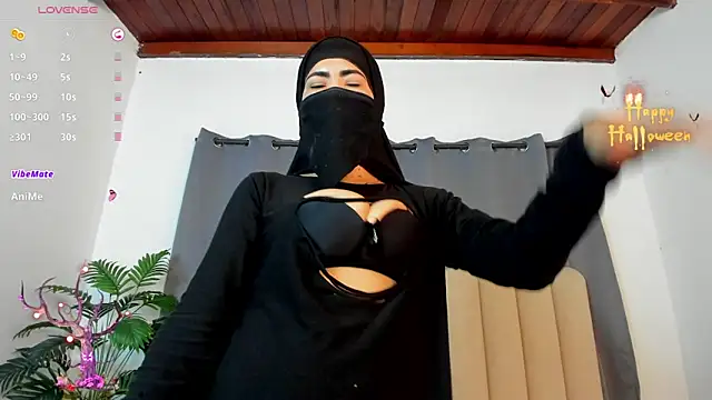 Snapshot of Dounia_nagi chatting on October 30, 2025, 8:53 pm Dounia nagi online show from October 30, 2025, 8:53 pm