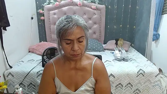 lalisha 96 online show from November 27, 2025, 1:51 am