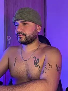 Snapshot of nicolas_cox chatting on January 29, 2025, 11:04 pm nicolas cox online show from January 29, 2025, 11:04 pm