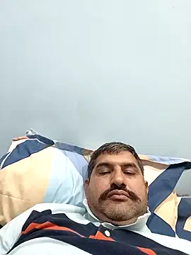 Amandev7 online show from October 19, 2025, 4:07 pm