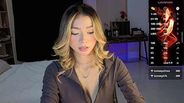 AmelieAxie online show from September 9, 2025, 3:06 am