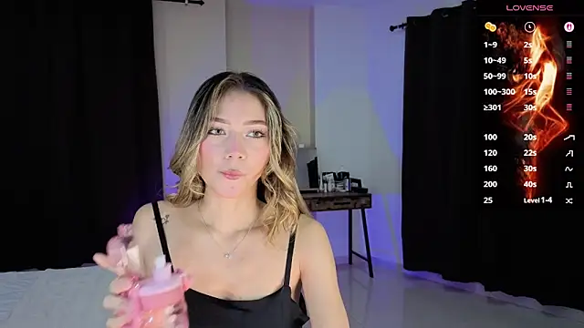 AmelieAxie online show from March 27, 2026, 2:50 am