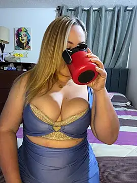 Melissa Bianco online show from April 2, 2026, 4:43 am