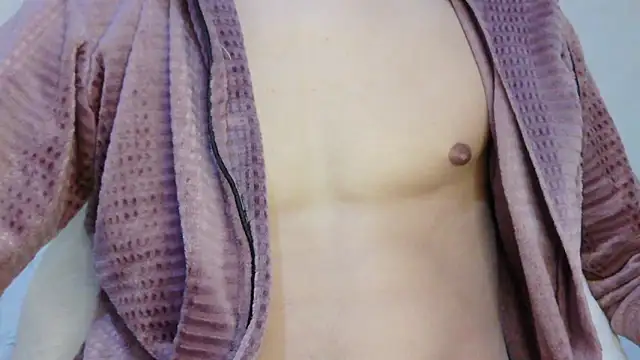 roccosif696 online show from April 16, 2026, 10:49 am