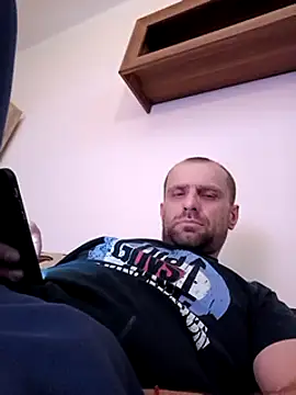 Roman0798 online show from December 13, 2024, 7:04 am