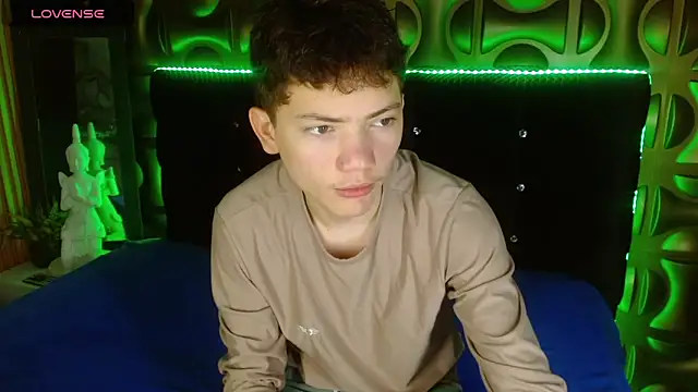 cruz dante online show from March 28, 2026, 7:24 pm