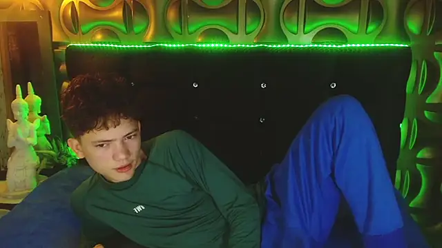 cruz dante online show from April 27, 2026, 7:23 pm