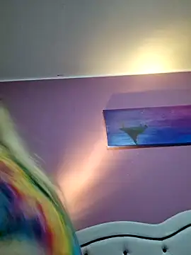 VictoriaMiami online show from January 11, 2025, 11:02 pm