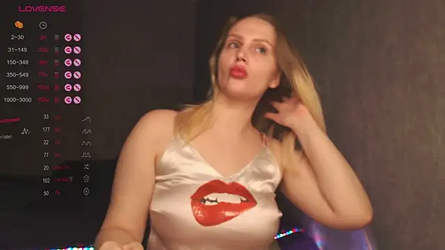 nutcrew online show from October 2, 2025, 8:27 pm