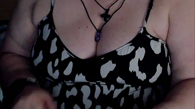 Snapshot of mayasmith chatting on June 1, 2026, 9:55 am mayasmith online show from June 1, 2026, 9:55 am
