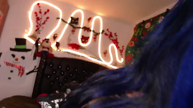 pussytight pervert online show from January 3, 2025, 2:21 am