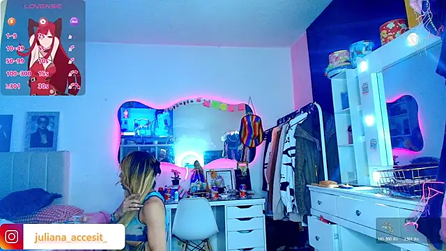Snapshot of caroline_cossei chatting on April 29, 2026, 3:54 am caroline cossei online show from April 29, 2026, 3:54 am