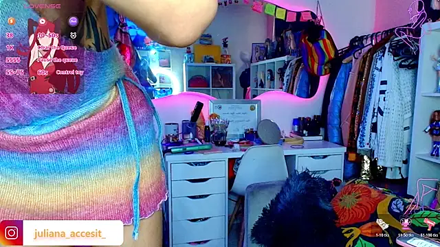Snapshot of caroline_cossei chatting on May 16, 2026, 2:27 pm caroline cossei online show from May 16, 2026, 2:27 pm
