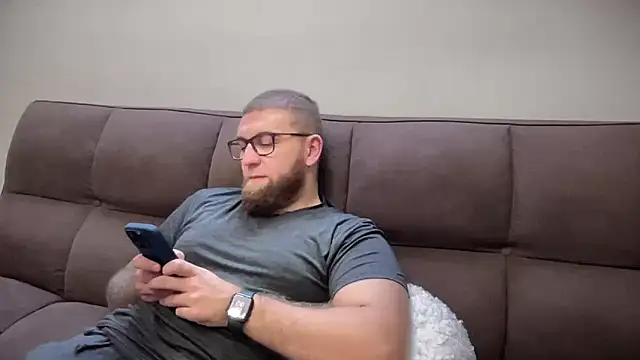 Bear bear  online show from December 27, 2024, 10:01 am