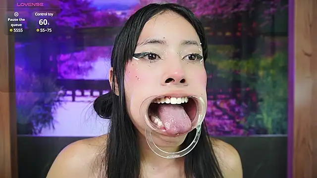 Snapshot of miss__maria chatting on February 1, 2025, 9:08 pm miss maria online show from February 1, 2025, 9:08 pm