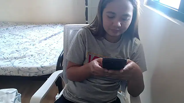 xTheLastVIRGINx online show from October 3, 2025, 5:15 am