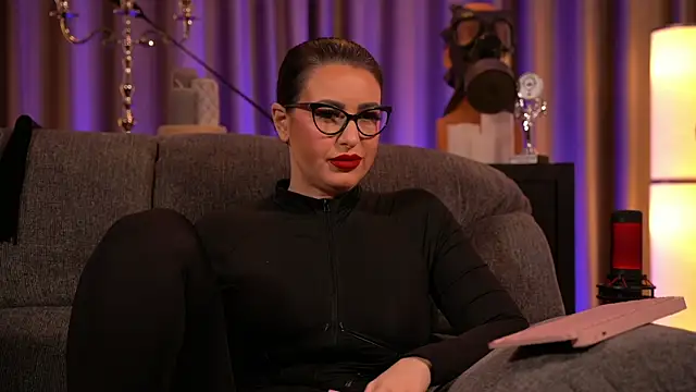 kelly kent online show from February 2, 2025, 1:45 am