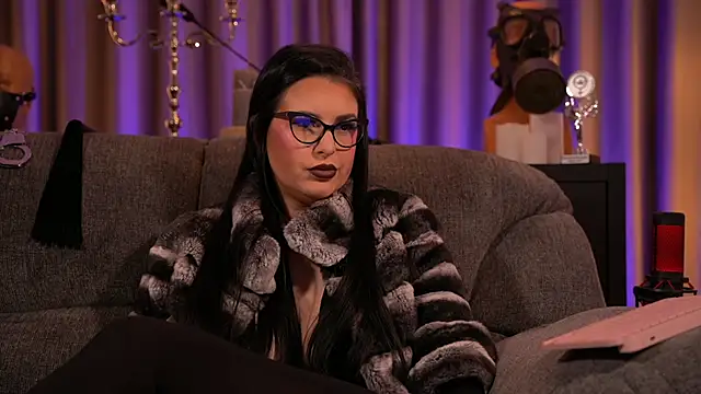 kelly kent online show from February 10, 2025, 2:08 am