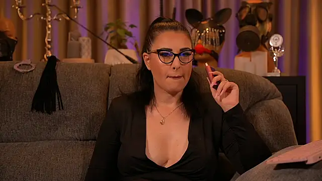 kelly kent online show from September 8, 2025, 10:31 pm