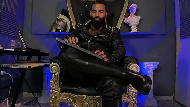 BeardAndrew online show from September 23, 2025, 3:20 am