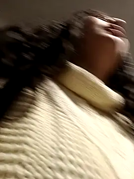 Snapshot of francesca_baker1007 chatting on January 5, 2025, 1:35 am francesca baker1007 online show from January 5, 2025, 1:35 am