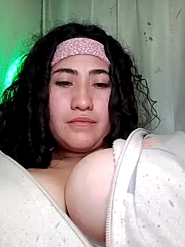 Snapshot of francesca_baker1007 chatting on January 20, 2025, 12:46 am francesca baker1007 online show from January 20, 2025, 12:46 am