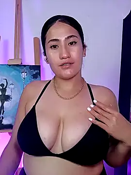 Snapshot of francesca_baker1007 chatting on February 7, 2025, 3:34 am francesca baker1007 online show from February 7, 2025, 3:34 am