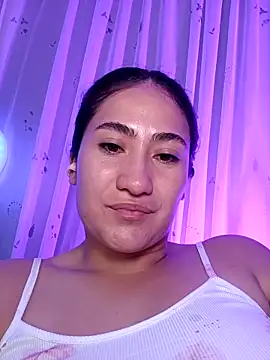 Snapshot of francesca_baker1007 chatting on February 8, 2025, 3:08 am francesca baker1007 online show from February 8, 2025, 3:08 am