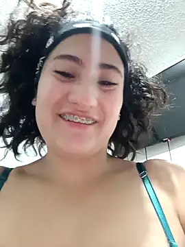 Snapshot of francesca_baker1007 chatting on February 14, 2025, 11:09 pm francesca baker1007 online show from February 14, 2025, 11:09 pm