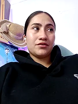 Snapshot of francesca_baker1007 chatting on February 20, 2025, 3:12 am francesca baker1007 online show from February 20, 2025, 3:12 am