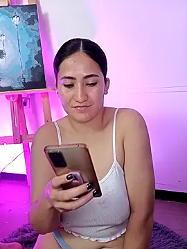 Snapshot of francesca_baker1007 chatting on March 16, 2025, 4:30 am francesca baker1007 online show from March 16, 2025, 4:30 am