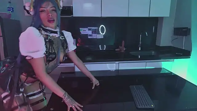 Scarlett collins02 online show from January 13, 2025, 1:23 am