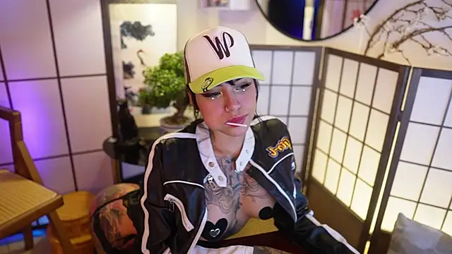 Scarlett collins02 online show from November 20, 2025, 1:17 am