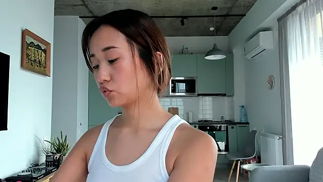 julias tapes online show from December 11, 2024, 8:58 am