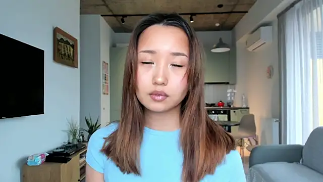 julias tapes online show from January 7, 2025, 7:20 am