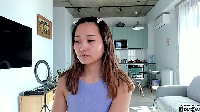 julias tapes online show from January 12, 2025, 9:51 am