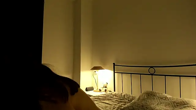 julias tapes online show from February 12, 2025, 12:16 am