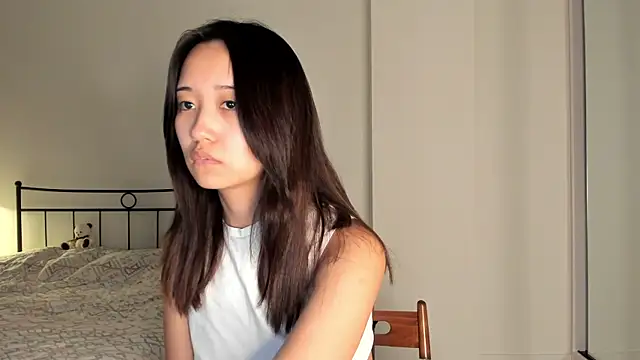 julias tapes online show from March 3, 2025, 5:53 am