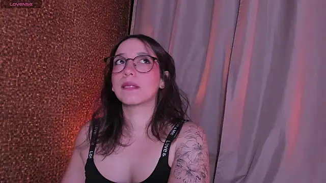 Apartment28 online show from May 23, 2026, 2:06 am