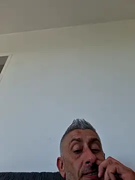 Snapshot of DildoG45 chatting on May 3, 2026, 9:26 am DildoG45 online show from May 3, 2026, 9:26 am