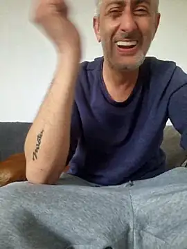 cuci45 online show from May 16, 2026, 3:33 pm
