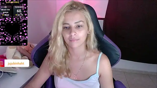 jujubinhahot online show from March 16, 2025, 8:21 am