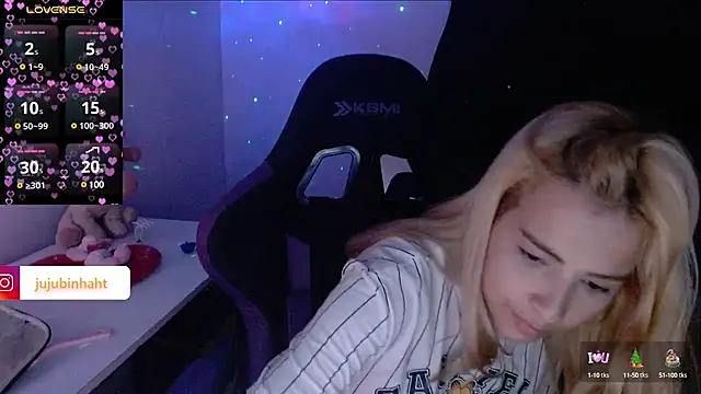 jujubinhahot online show from March 18, 2025, 8:03 am