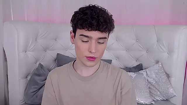 RobbyCharming online show from October 11, 2025, 4:33 am