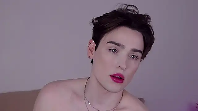 RobbyCharming online show from May 28, 2026, 7:05 am